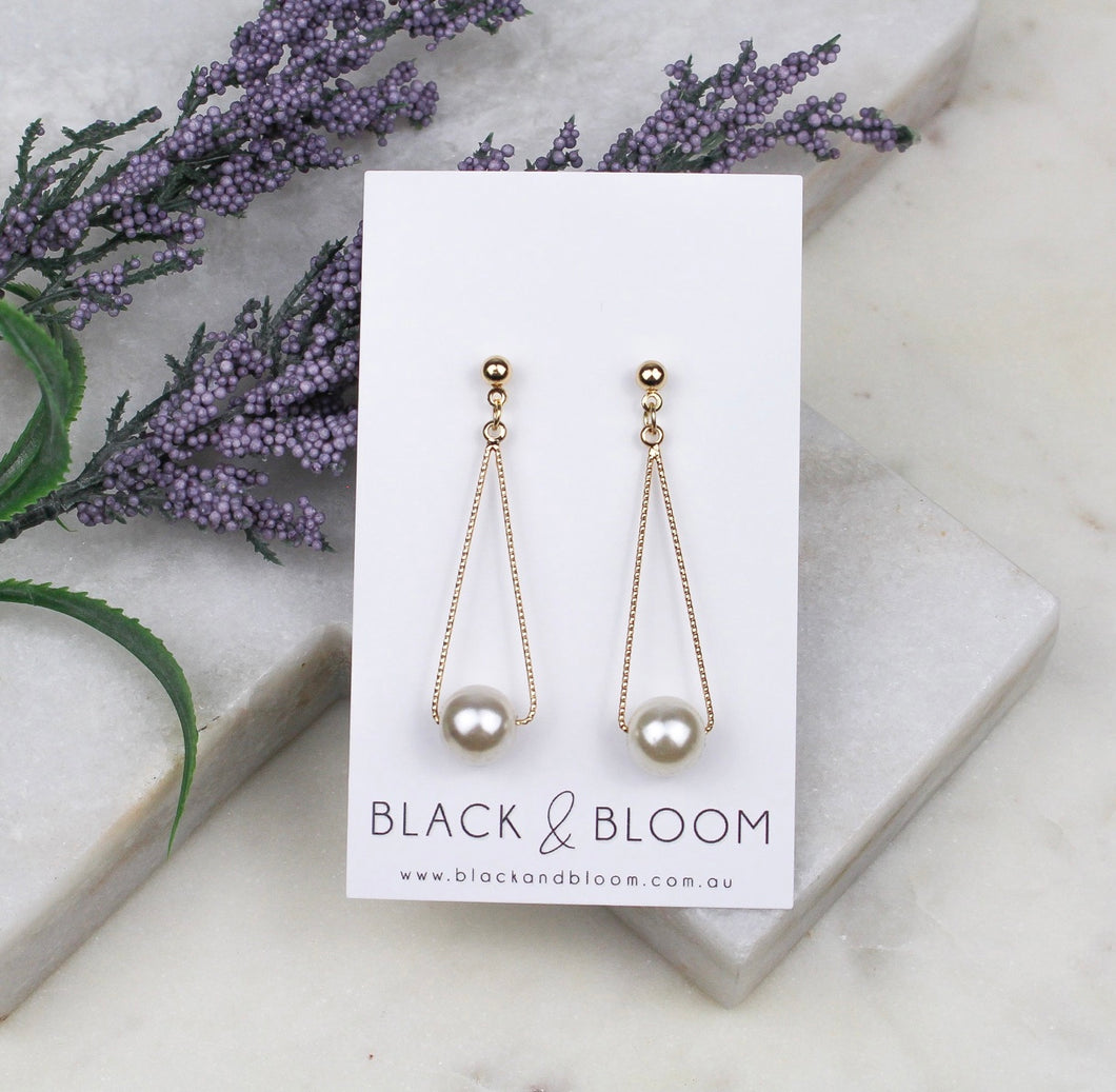 BLACK AND BLOOM MARLOW EARRINGS